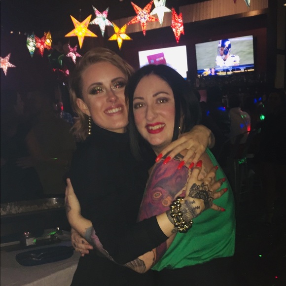 Meet your Posher, Wynter - Picture 2 of 7